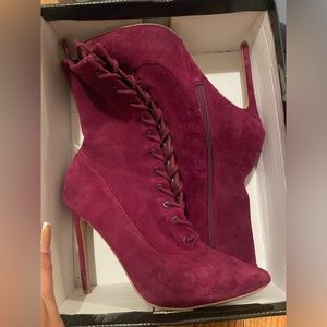 Violet booties good condition
